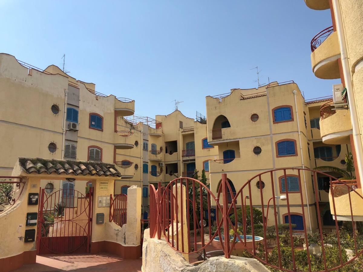 Апартаменты Casa Azul Джардини-Наксос Экстерьер фото